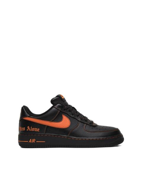 Nike x VLONE 에어 포스 1 스니커