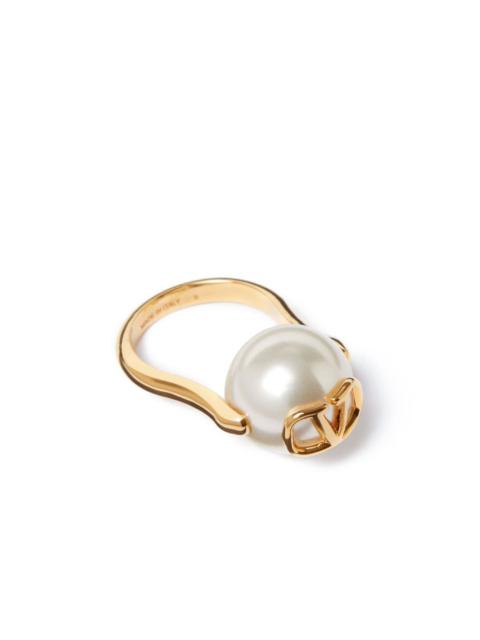 VLogo Signature faux-pearl ring