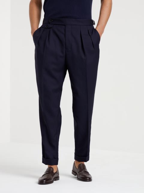 Brunello Cucinelli Virgin wool fresco tailor fit trousers with reversed double pleats and waist tabs