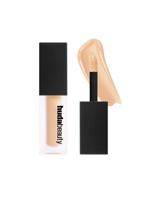 Huda Beauty Mini #FauxFilter Matte Buildable Coverage Waterproof Concealer