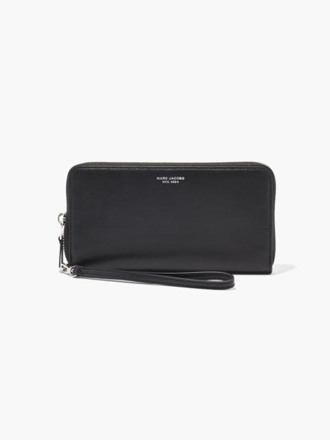 Marc Jacobs THE SLIM 84 CONTINENTAL WRISTLET WALLET