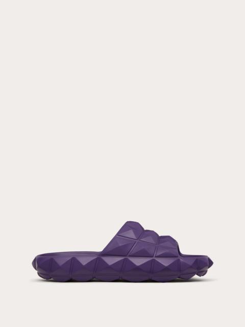 ROMAN STUD TURTLE SLIDE SANDAL IN RUBBER