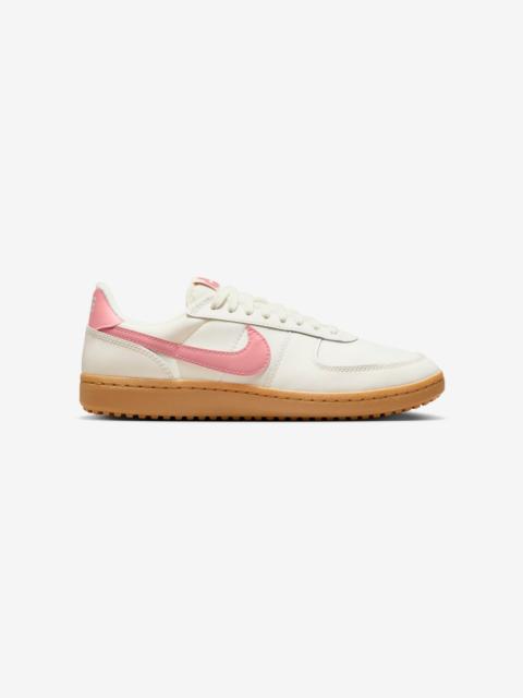 Nike Field General 82