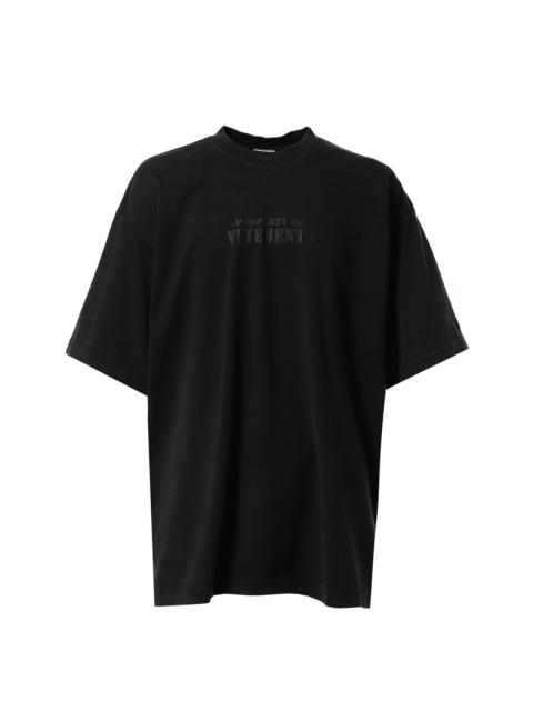 VETEMENTS PROPERTY OF VETEMENTS T-SHIRT / WASHED BLK