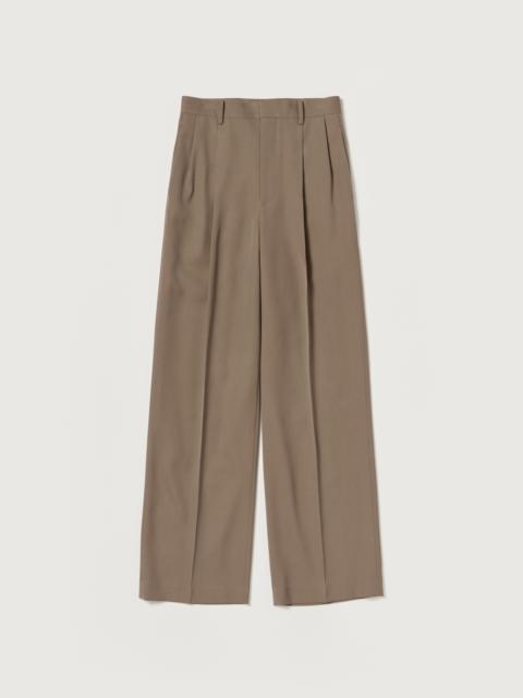 AURALEE LIGHT WOOL MAX GABARDINE TWO-TUCK SLACKS