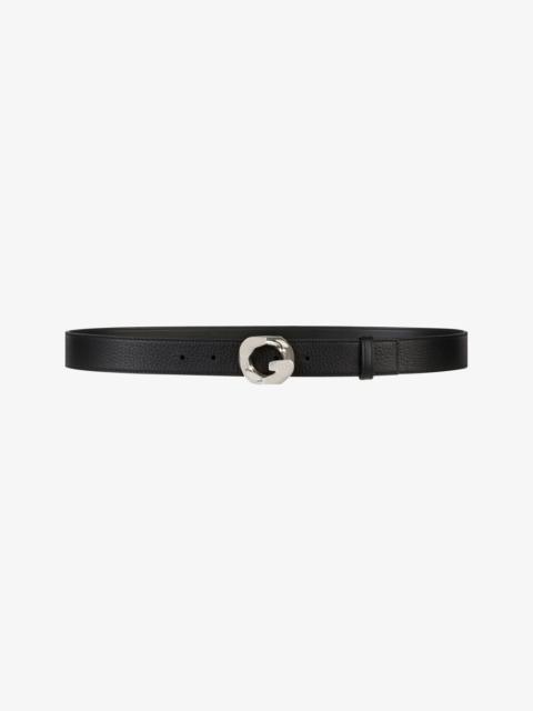 Givenchy BELT IN GRAINED LEATHER WITH G-CHAIN BUCKLE