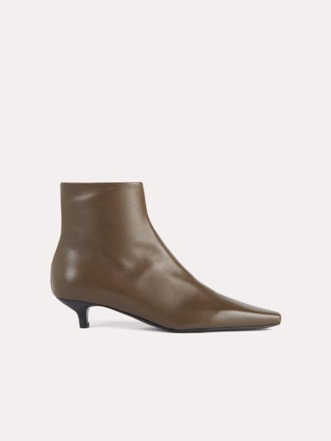 Totême The Slim Ankle Boot ash