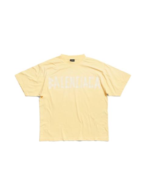 【送料&関税込】Balenciaga political C Yellow Crewneck T-shi BALENCIAGA 'political C' Yellow Crewneck T-shirt With Logo