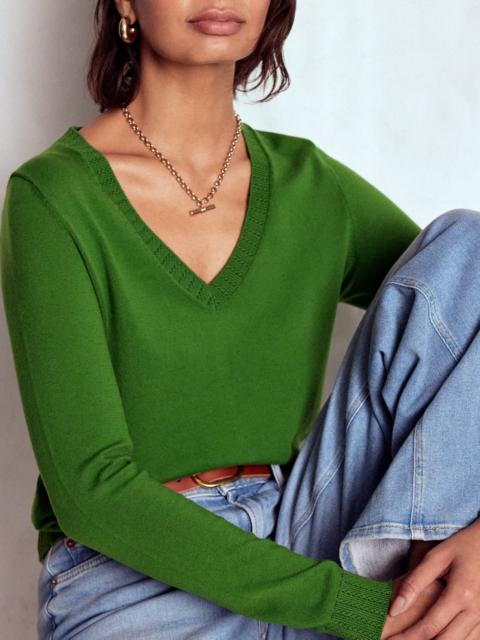 BODEN Emilia Cotton V Neck Sweater-Promenade Green