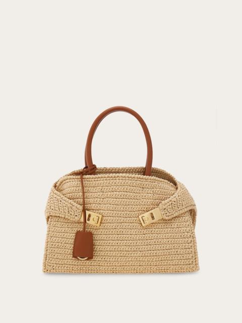 FERRAGAMO Hug handbag (M)