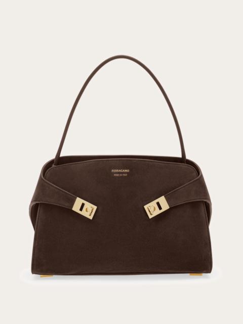 FERRAGAMO Hug soft bicolor shoulder bag (M)