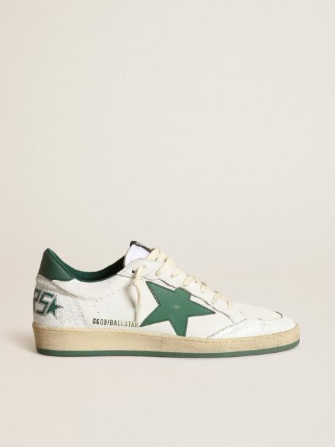 Golden Goose 남자의 공 별 흰색 냅파 가죽과 녹색 가죽 스타와 힙 탭