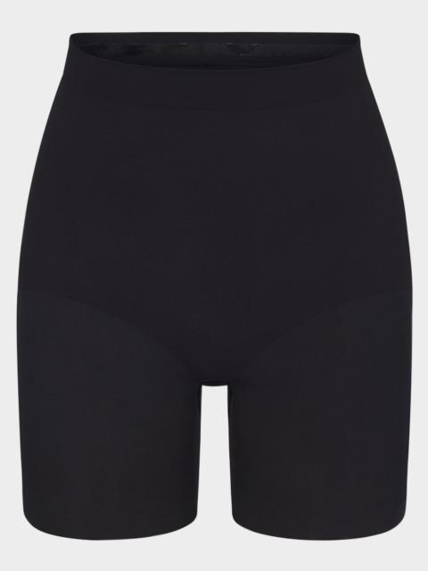 SKIMS Seamless Sculpt Mid-Thigh Shorts