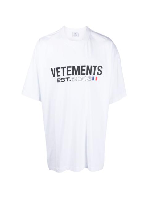 VETEMENTS logo-print cotton T-shirt