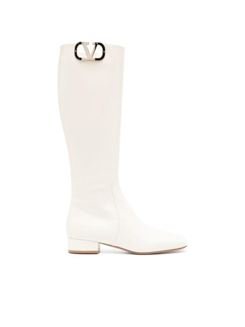 VLogo Type knee-high boots