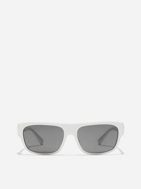 Dolce & Gabbana DG Crossed sunglasses