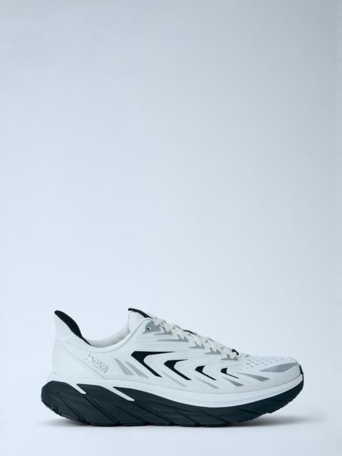 HOKA Clifton UTL Sneakers