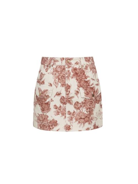 Cara Cara Wayne Skirt
A Little Structure, A Lot of Charm