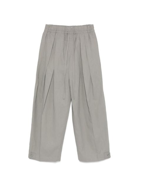 linen trousers