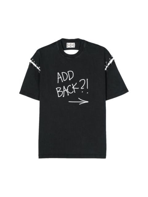 slogan-print open-back T-shirt