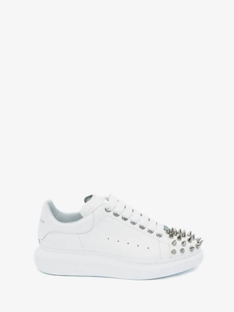 Oversized Sneaker in White/silver