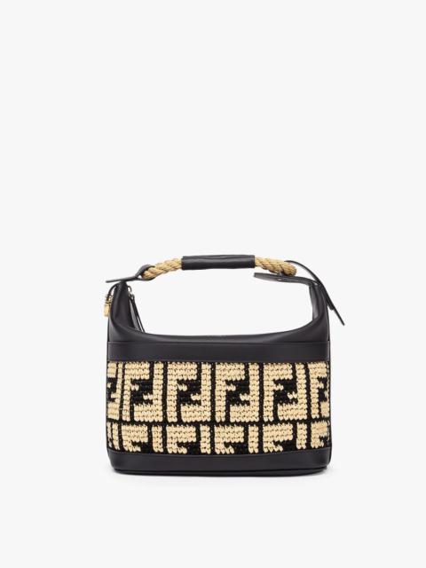 FENDI Insulated bag with handle and zip fastening. Made of hand-woven beige raffia with a black FF motif. 
