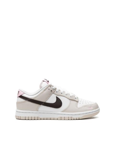 Nike 펑크 저 "Neapolitan"스니커