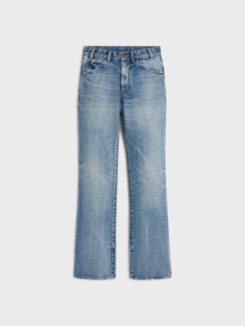 デニム・ジーパン Celine Dylan Flared Jeans In Rider Wash Denim CELINE dylan flared jeans in union wash denim | REVERSIBLE