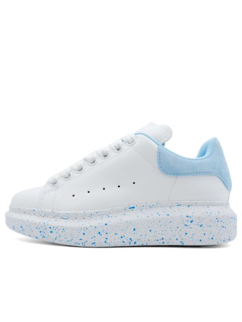 (WMNS) Alexander McQueen Larry Oversized Low-Top Sneakers 'White Sky Blue' 708068WICG78973