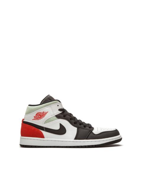 Jordan 1 Mid SE sneakers