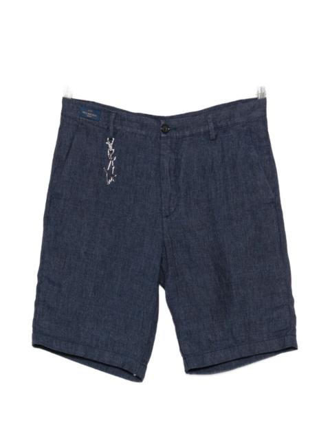 Paul & Shark charm detail shorts