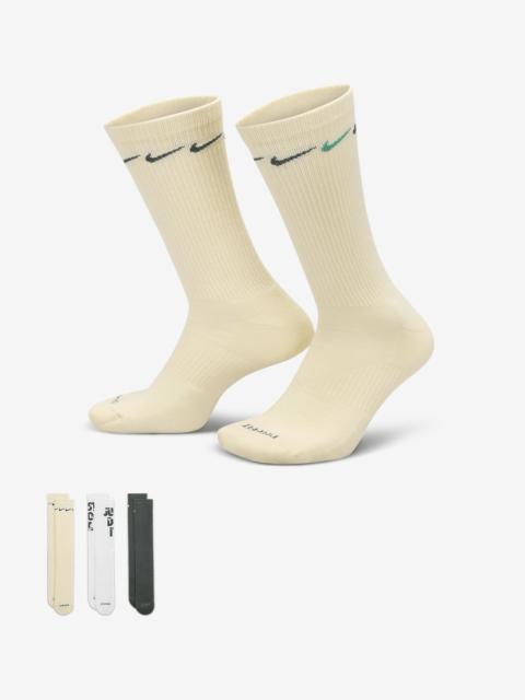 Nike Everyday Plus Cushioned Crew Socks (3 Pairs)