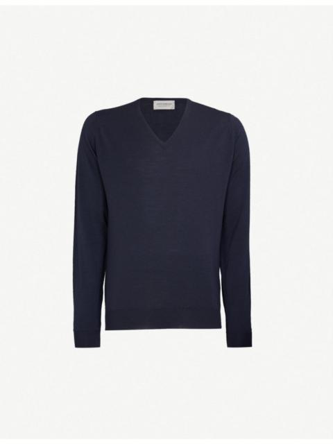 JOHN SMEDLEY Blenheim V-neck wool jumper