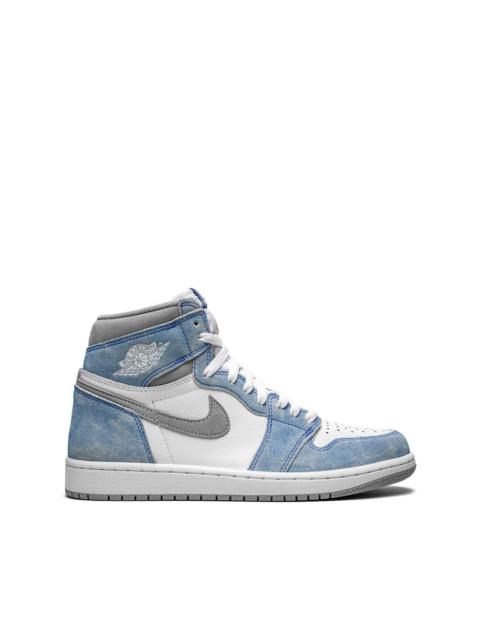 Air Jordan 1 Retro High "Hyper Royal" sneakers