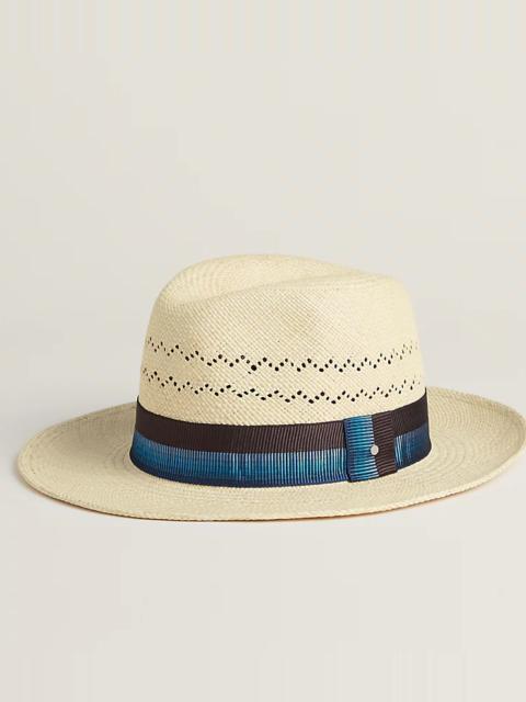 Hermès Esteban hat