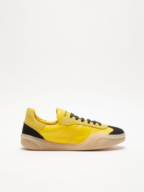 Acne Studios Lace-up sneakers - Yellow/black