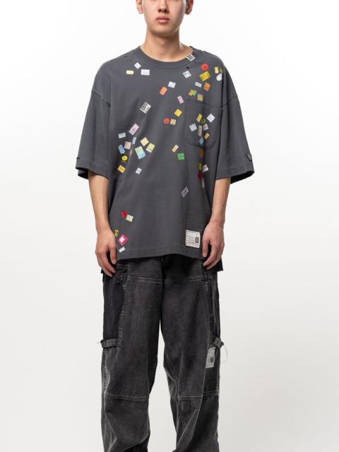 Maison MIHARAYASUHIRO Price Tag Sticker Printed T-shirt