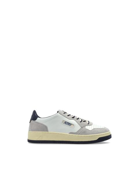 AUTRY Medalist Low sneakers