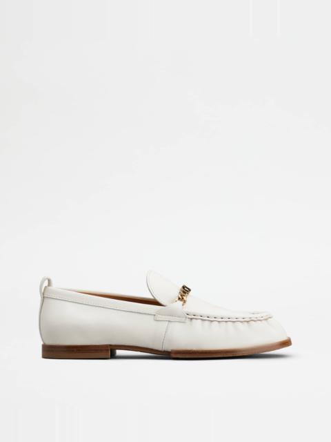 LOAFERS IN LEATHER - WHITE