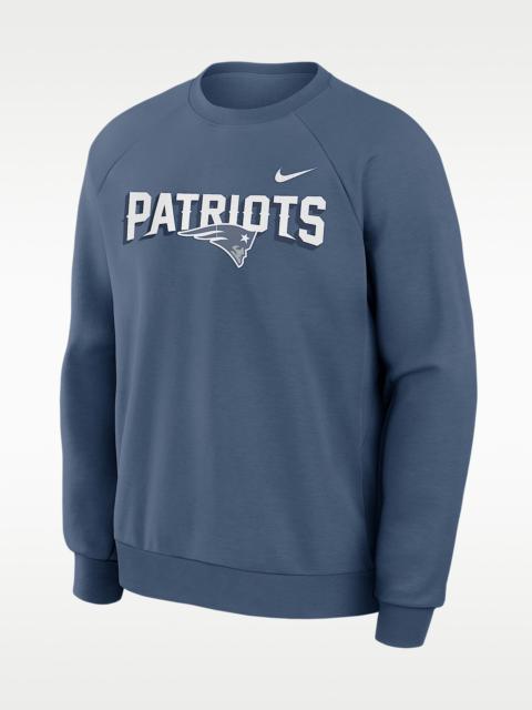 Nike New England Patriots Rivalries Collection Primary Men's Nike Dri-FIT NFL Pullover Crew