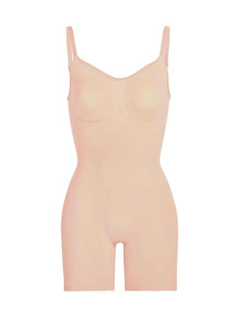 SKIMS Women's Seamless Sculpt Mid Thigh Bodysuit - Ochre