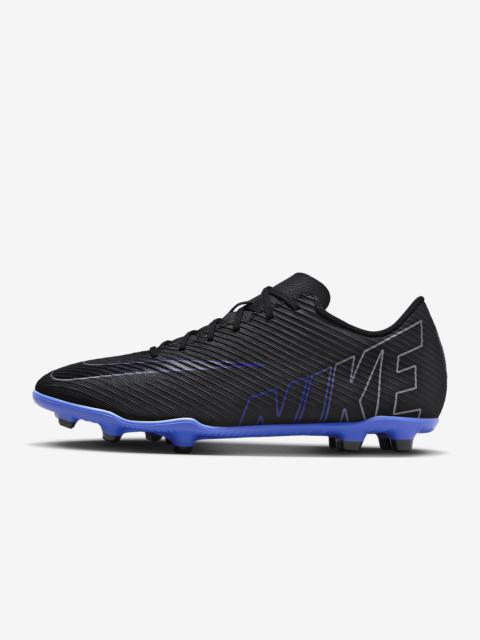 Nike Men's Mercurial Vapor 15 Club Multi-Ground Low-Top Soccer Cleats