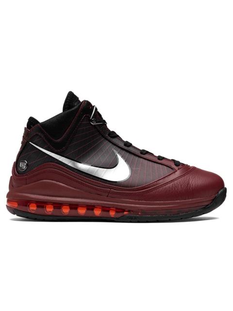 Nike 공기 최대 LeBron 7 Retro "Christmas 2019"스니커