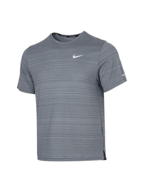 Men's Nike Dri-fit Miler Running Training Sports Short Sleeve Smoke Grey T-Shirt 'Gray Silver' CU599