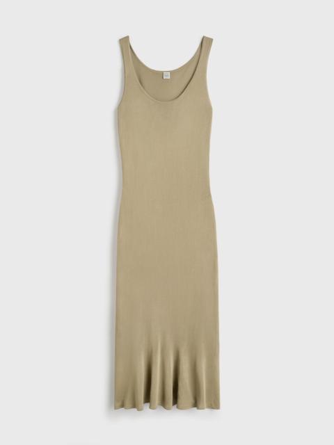 TOTEME Fluted hem dress desert