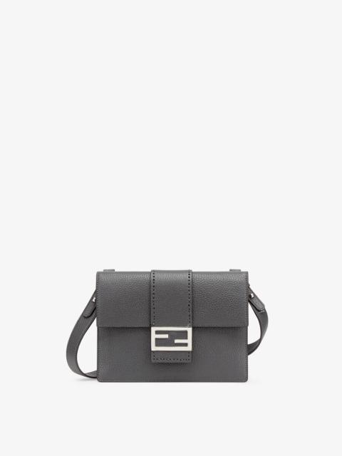 FENDI Gray leather bag