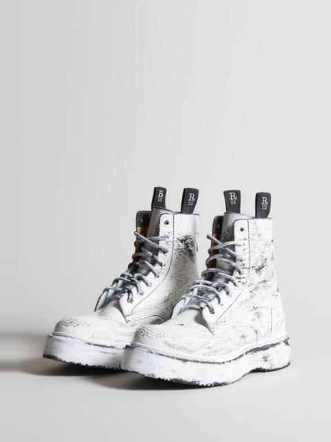 R13 SINGLE STACK BOOT - PAINTED WHITE