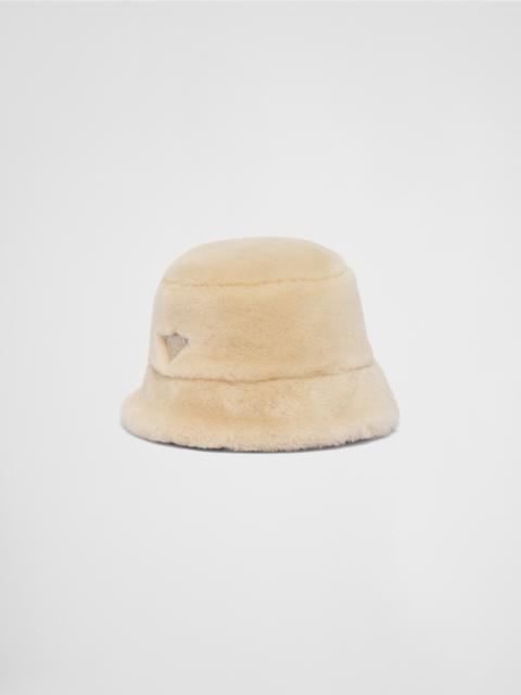 Shearling bucket hat