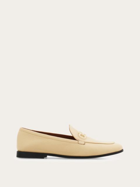 FERRAGAMO Gancini loafer