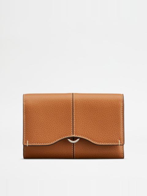 Tod's WALLET IN LEATHER - BROWN